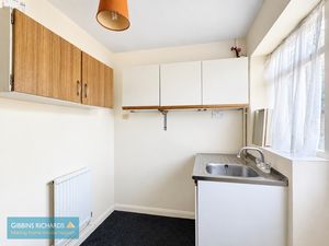 Annexe utility- click for photo gallery